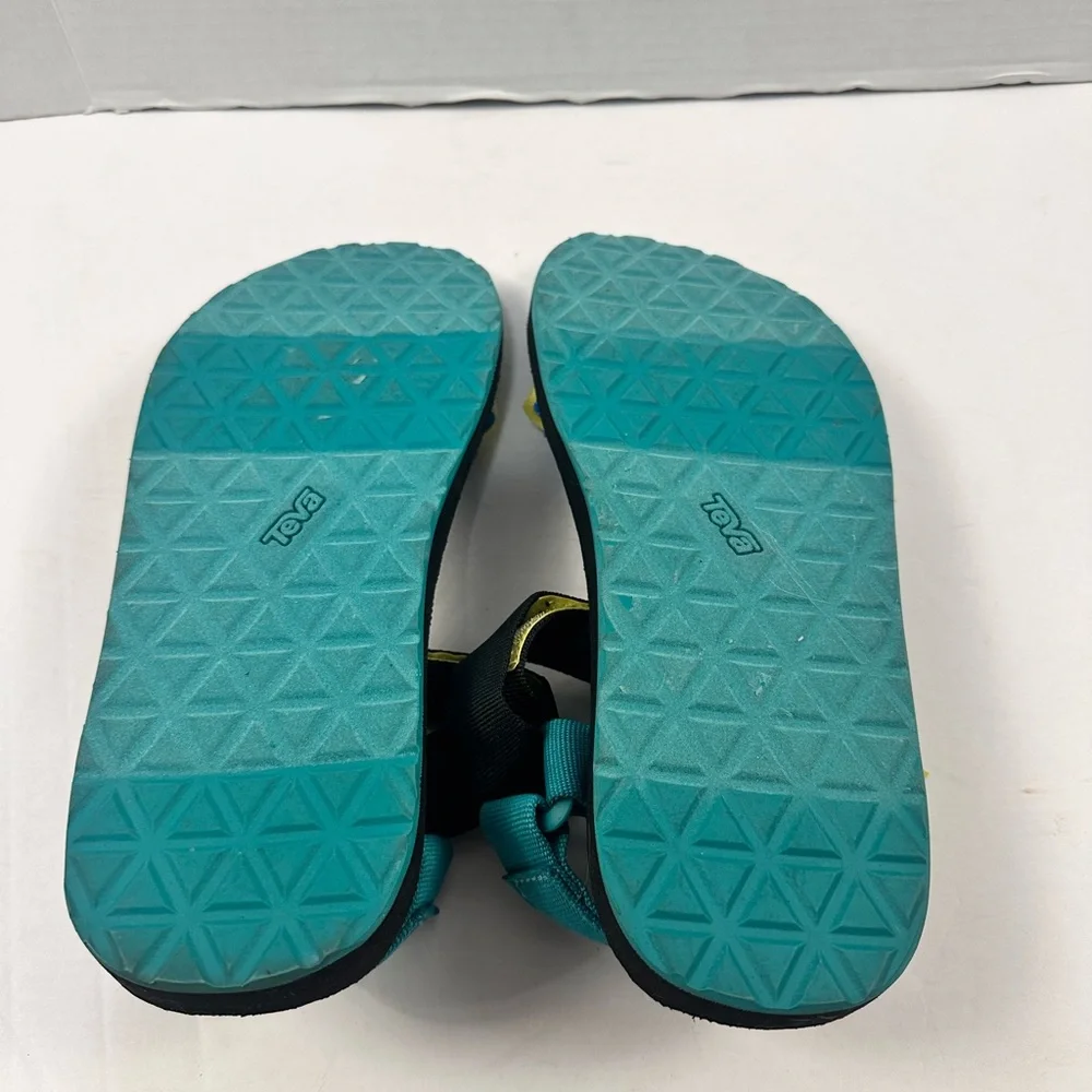 Teva vegan footwear